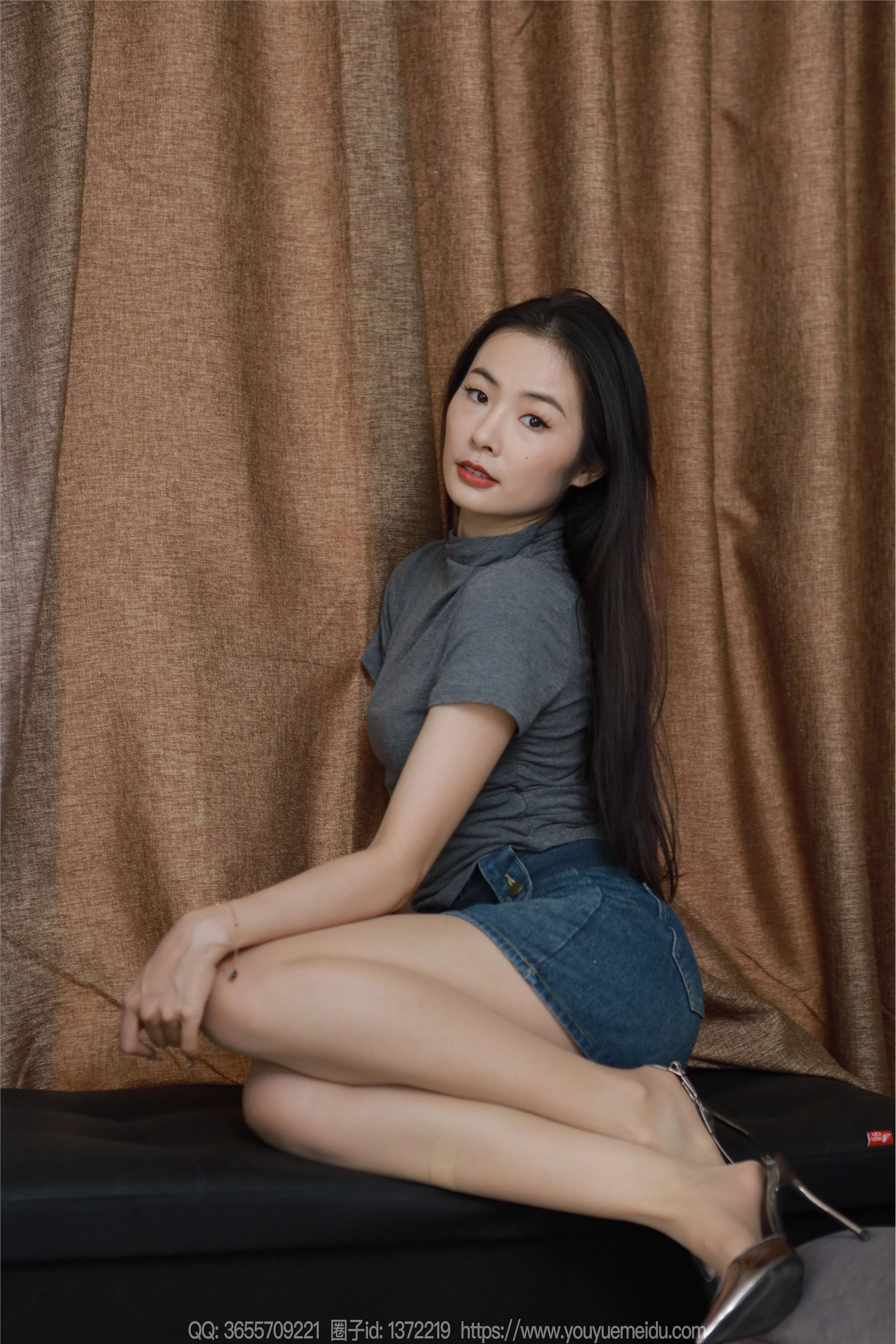 IESS异思趣向  2024.04.25 丝享家 1725 小金《笔直长腿》